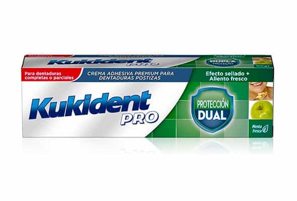 Kukident Pro Protección Dual Efecto Sellado + Aliento Fresco 40 gr 